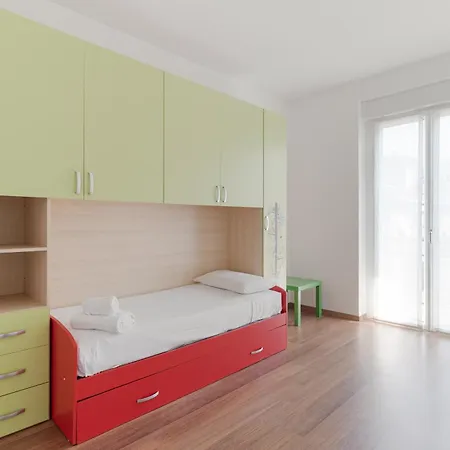 Guesthost - Gorla Modern Milano