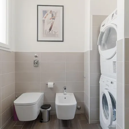 Guesthost - Gorla Modern Milano