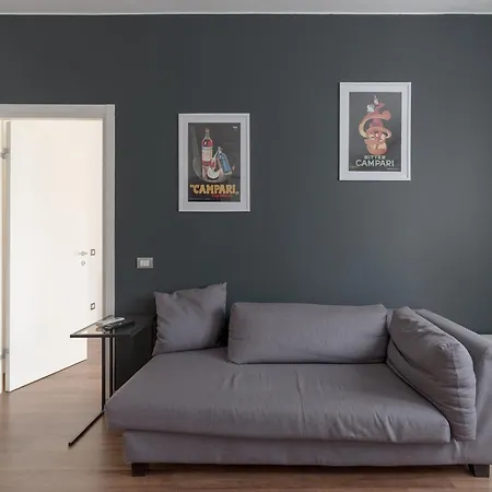 Guesthost - Gorla Modern Apartament