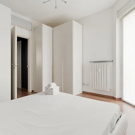 Apartament Guesthost - Gorla Modern Mediolan