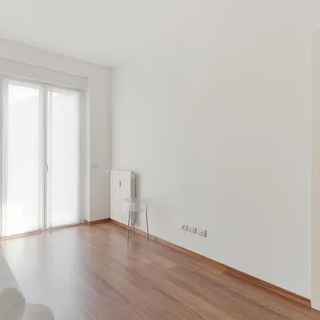 Guesthost - Gorla Modern Apartament