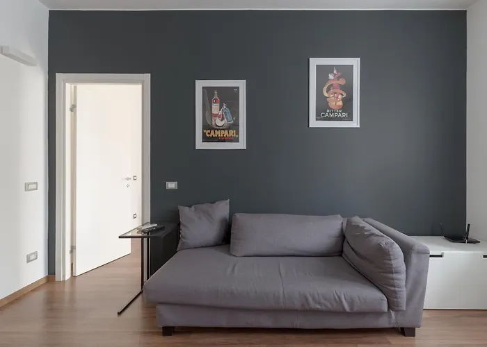 Guesthost - Gorla Modern Apartment