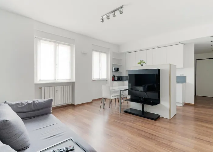 Apartment Guesthost - Gorla Modern Milan